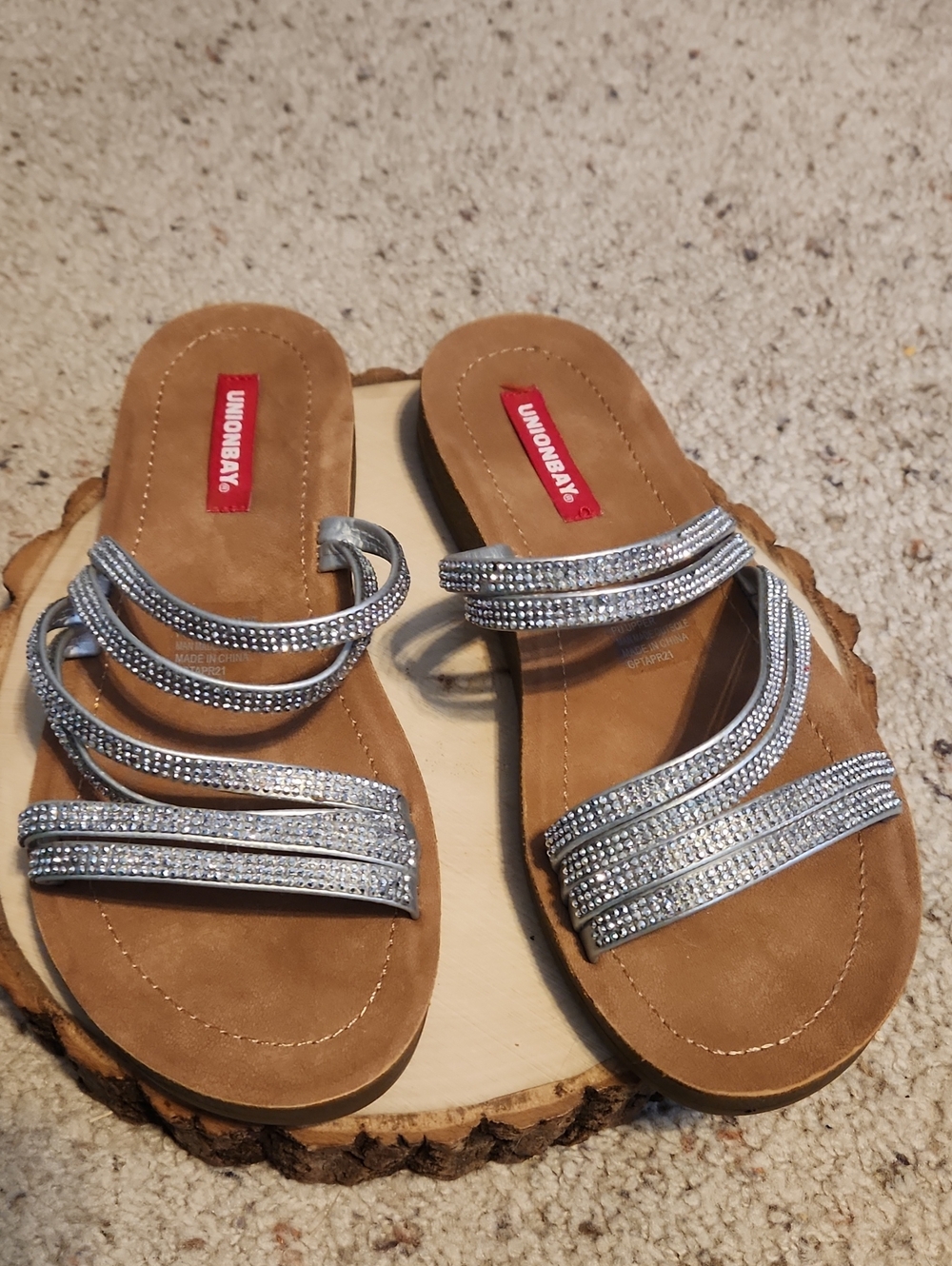 Unionbay Women's Silver Sandals Size 7